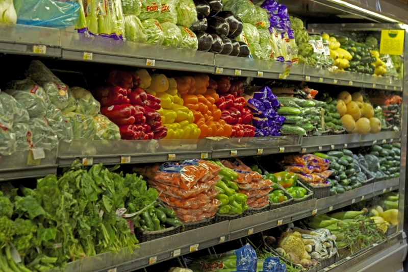 primeur-ST JULIEN-min_vegetables_supermarket_food_market_fresh_shopping_healthy_grocery-1092786